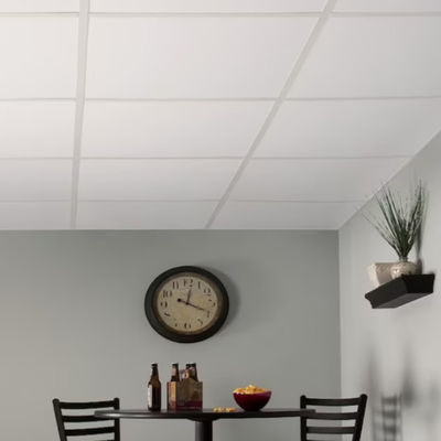 좋은 가격 호텔 인테리어 장식을 위한 600 밀리미터 사각 모서리 석고 PVC 타일 온라인으로