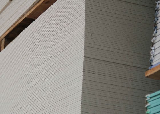 좋은 가격 프로모션 크나우프 좋은 평면 건조 벽질 곰팡이 내성 깁스판 천장에 현대적인 장식 온라인으로